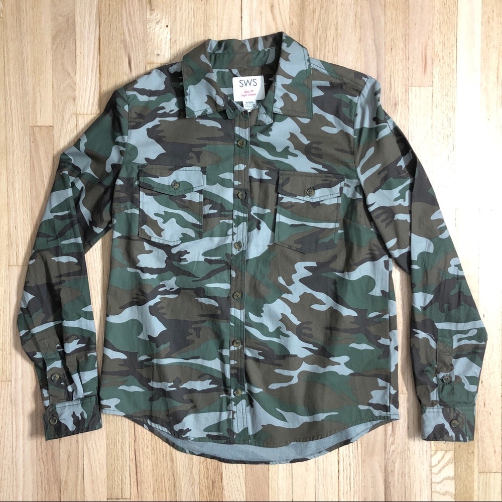 Camo long sleeved button up in green and grey